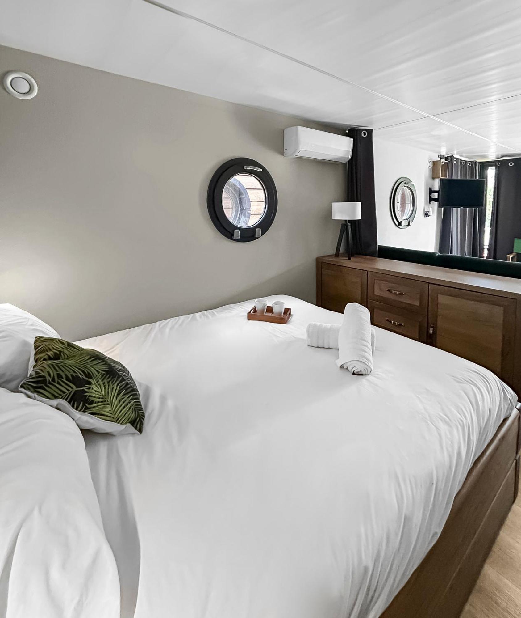 Sejour Unique Sur Un Bateau "Marius" 호텔 보베르 외부 사진